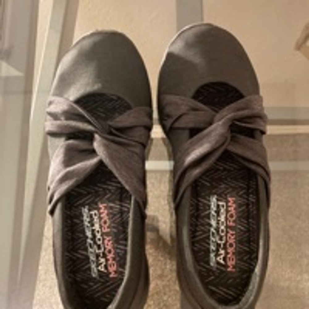 Skechers Microburst Knot Slip On